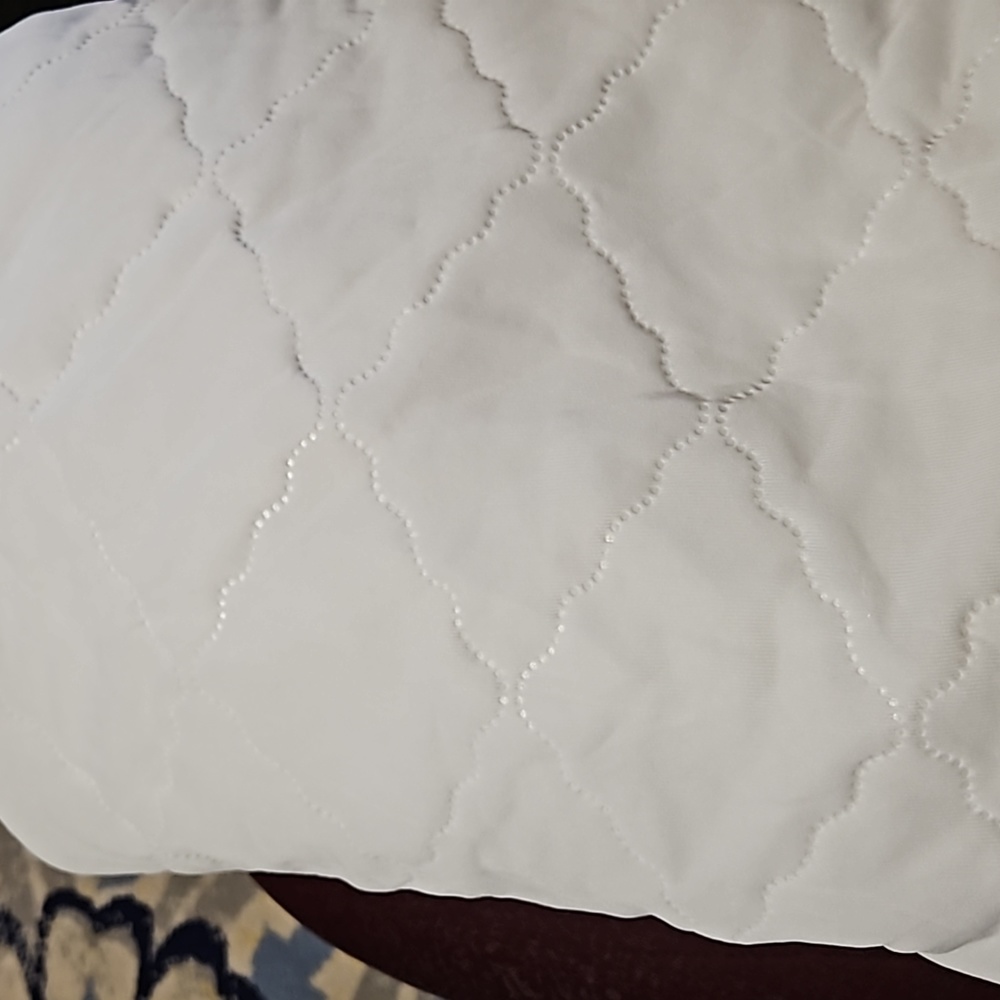 Mainstay quilted twin mattress cover